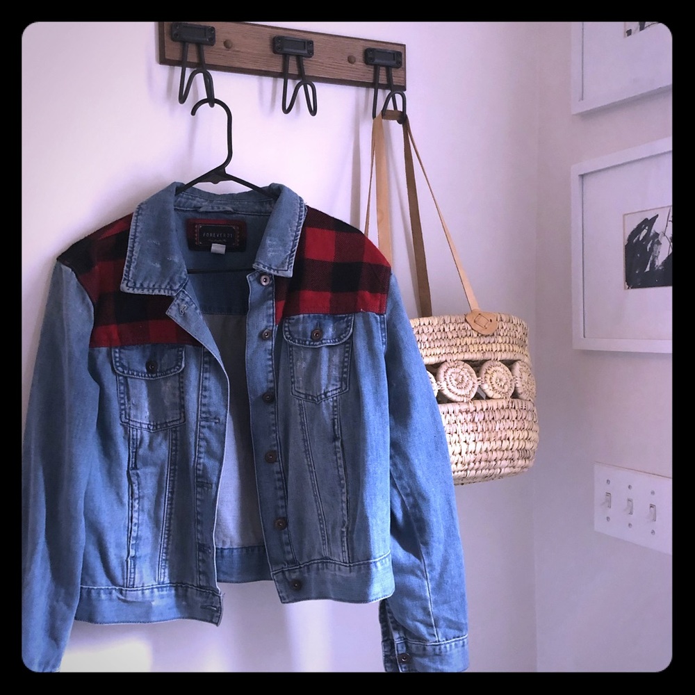 Forever 21 flannel detail jean jacket